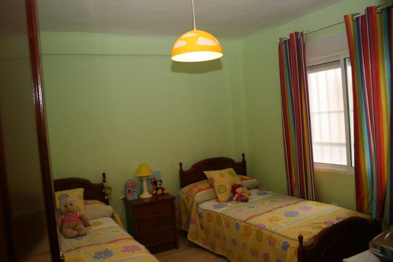 Ferienwohnung Ana'S Torre Del Mar Exterior foto